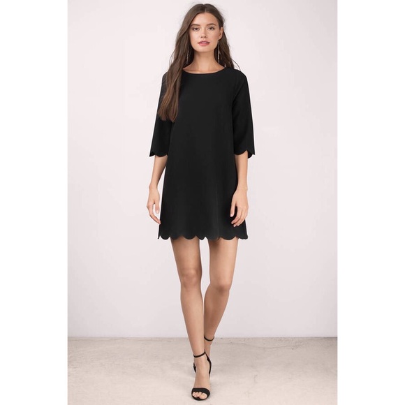 Tobi Dresses & Skirts - TOBI SWEETLY SCALLOPED BLACK SHIFT DRESS